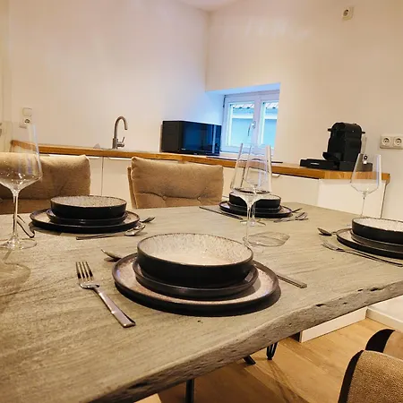 Daire Sioux Stilvolle Designapartments Am Ketschentor Coburg